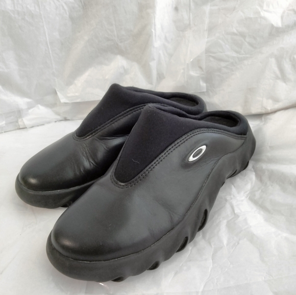 Oakley Shoes - Vtg Oakley Bobbie Black Clogs Leather Womens 8.5 Rare